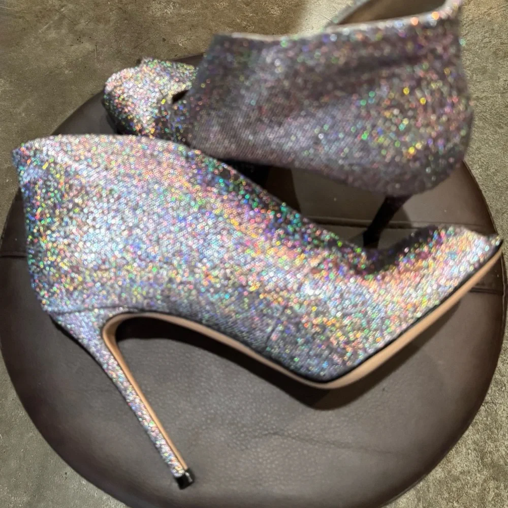 Gianvito Rossi Glittering Silver Peep Toe Heels - New without Box - Picture 4 of 7